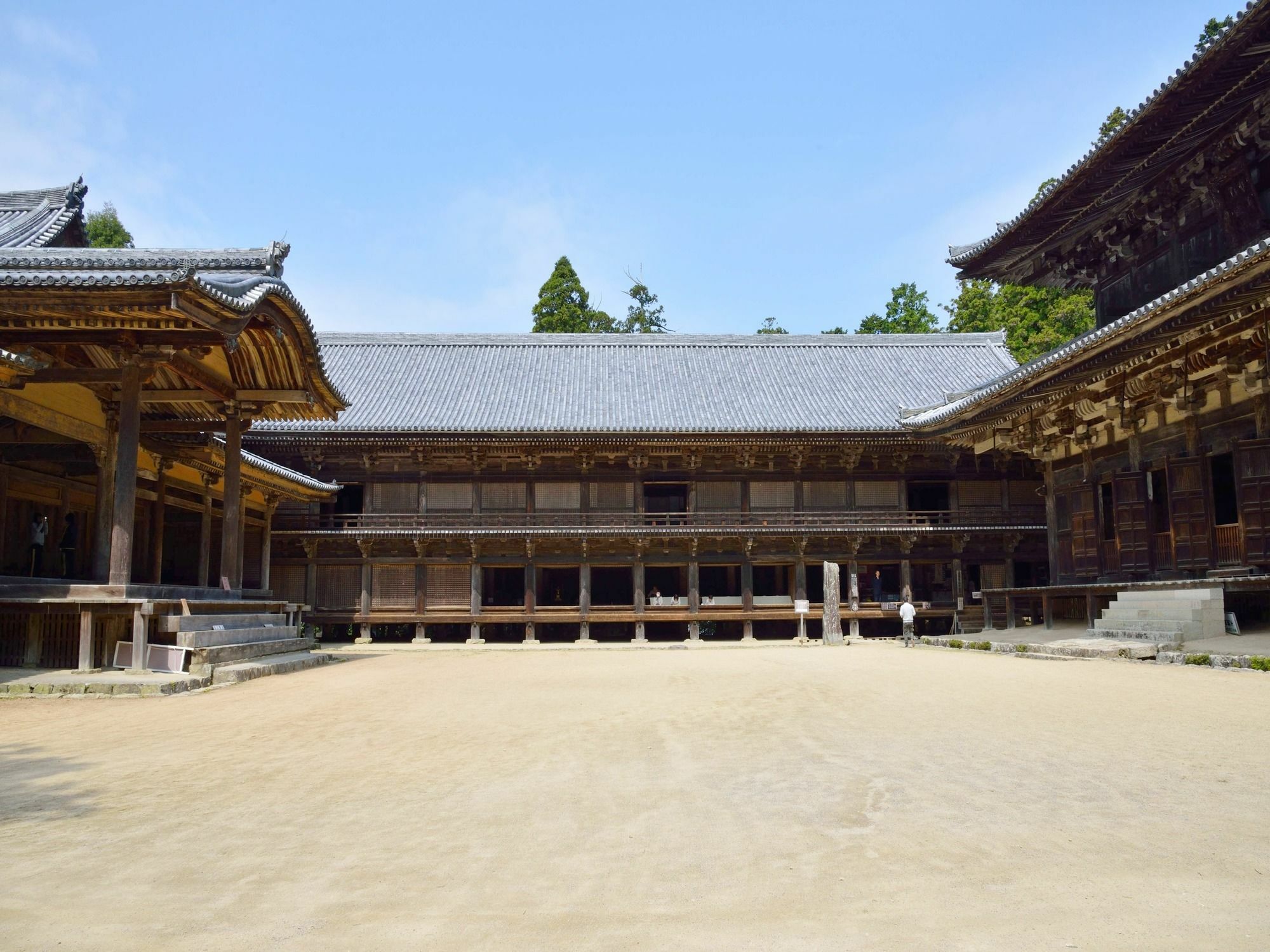 Apa Hotel Himeji Ekikita Esterno foto